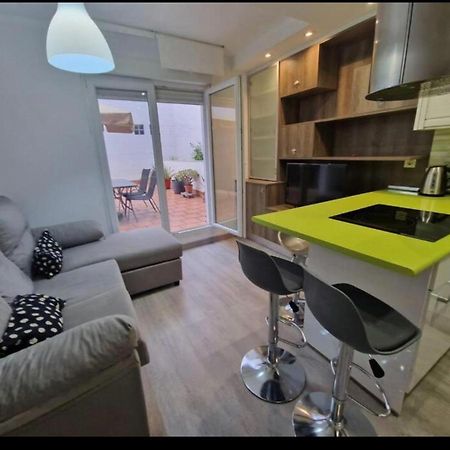 Apartamento Con Terraza Y Parking Gijón Pokoj fotografie